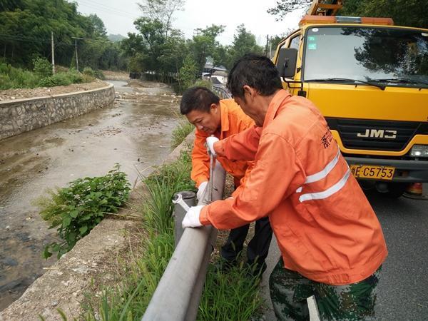 全力保障民生 安吉公路建设施工忙