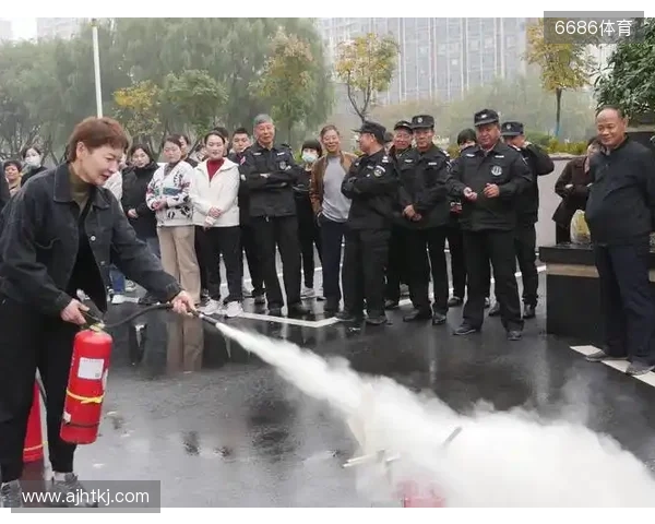 学练结合防患未然 常州体彩消防演练筑牢安全防线